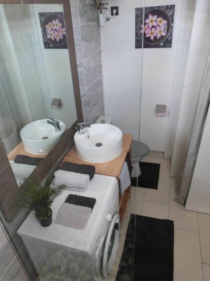 Studio Vue Mer Piscine Plage Kaz Punch Manganao Chez Julie Сен-Франсуа Екстер'єр фото